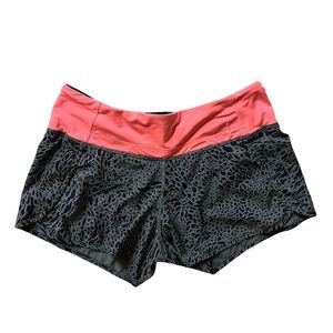 Lululemon Run Speed Shorts Women's 6 4.5" Cheetah Colorblock Bottom Elastic Gym✅